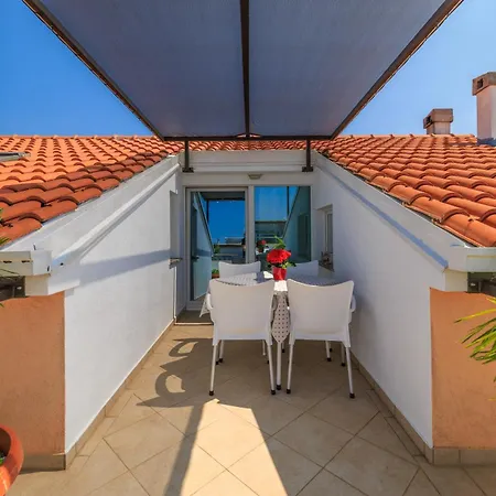 Apartment Koni Crikvenica