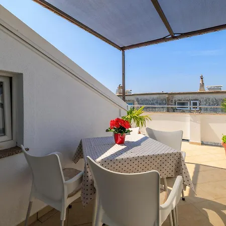 Apartment Koni Crikvenica