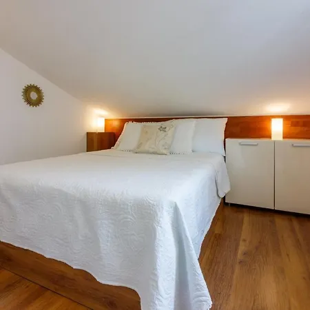 Apartment Koni